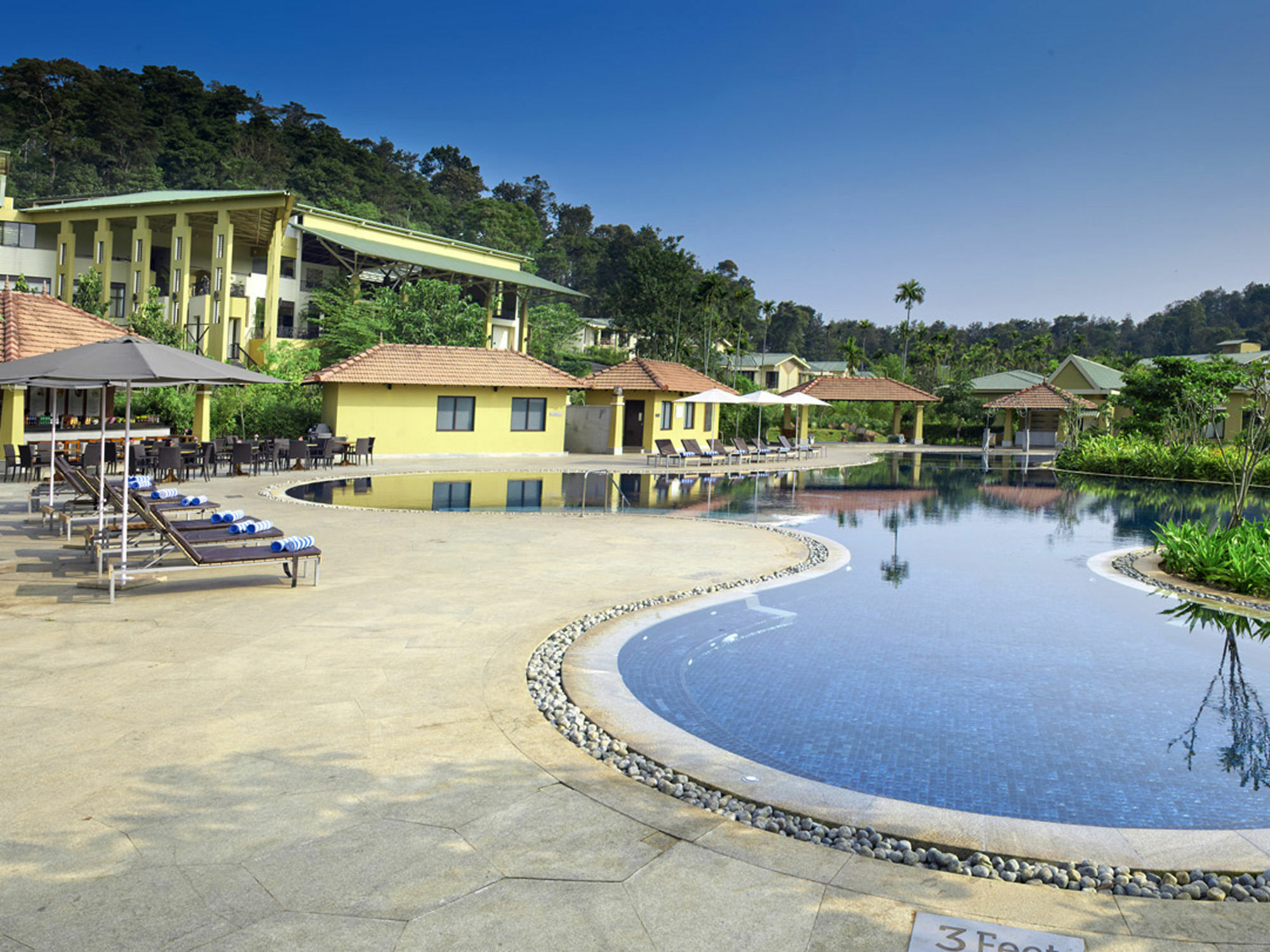 Club Mahindra Virajpet, Coorg Hotel Bagian luar foto